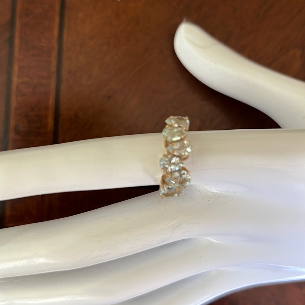 Lt. aguamarine gold ring